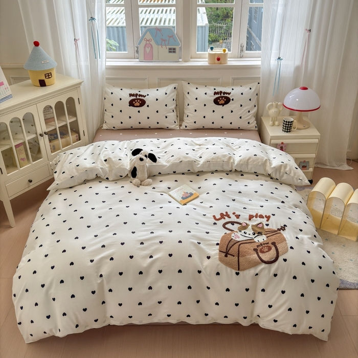 91家纺网 家纺一手货源 找家纺 曼之夏 2025新款全棉亲肤舒适毛巾绣四件套 毛巾绣-咔咔喵