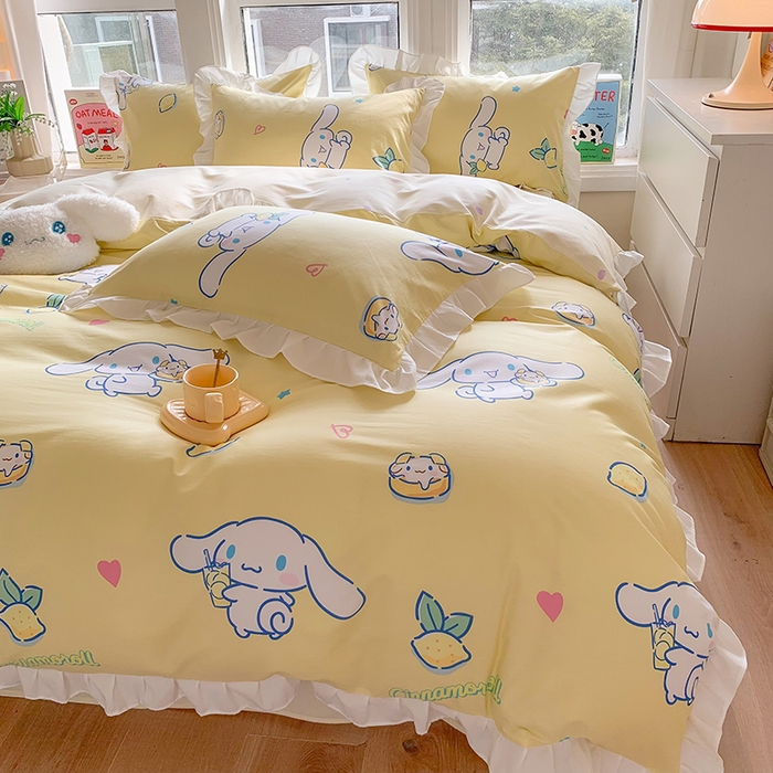 91家纺网 家纺一手货源 找家纺 玉元坊 2025新款三丽鸥系列白花边被套纯棉全棉床裙三件套四件套-大耳狗白花边款式 柠檬大耳狗【花边款】