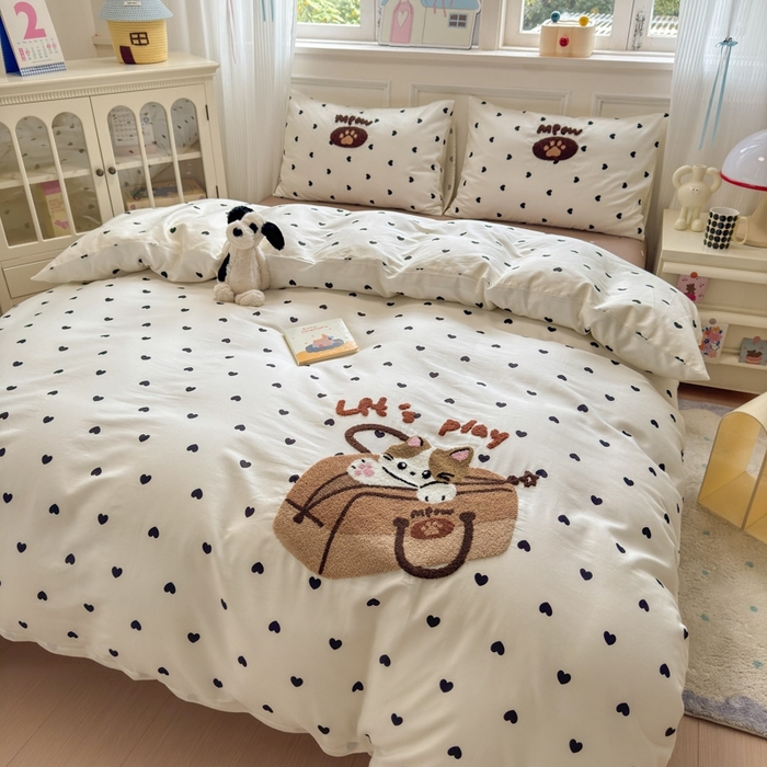 91家纺网 家纺一手货源 找家纺 曼之夏 2025新款全棉亲肤舒适毛巾绣四件套 毛巾绣-咔咔喵