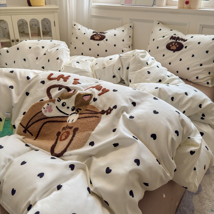 91家纺网 家纺一手货源 找家纺 曼之夏 2025新款全棉亲肤舒适毛巾绣四件套 毛巾绣-咔咔喵