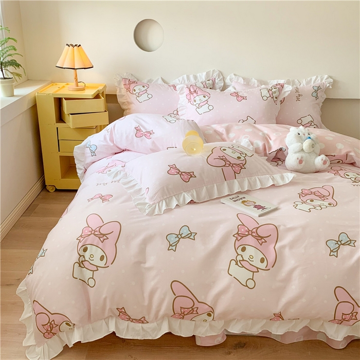 91家纺网 家纺一手货源 找家纺 玉元坊 2025新款三丽鸥系列白花边被套纯棉全棉床裙三件套四件套-美乐蒂白花边款式 花边-蝴蝶结美乐蒂