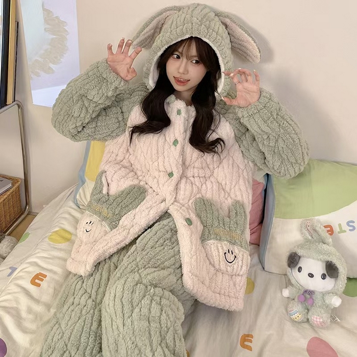 91家纺网 家纺一手货源 找家纺 2024新款冬季加厚加绒珊瑚绒牛奶绒三层夹女保暖冬天休闲家居服睡衣套装 L01