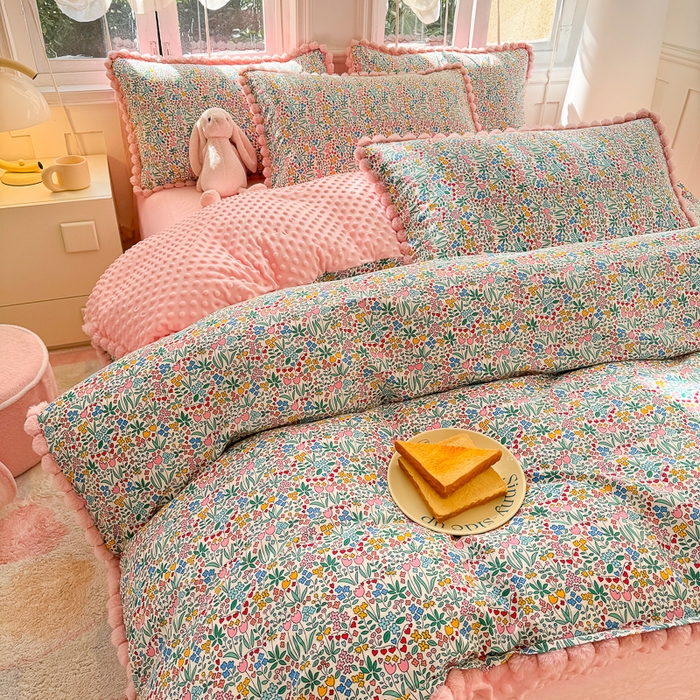 91家纺网 家纺一手货源 找家纺 千朵 2025新款棉加豆豆绒毛毛球边四件套 安琪