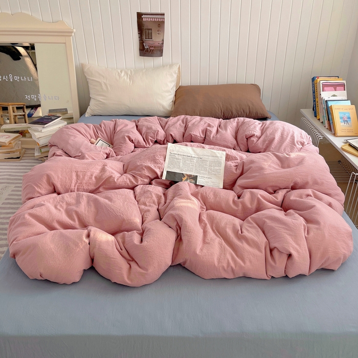 91家纺网 家纺一手货源 找家纺 2025新款ins博主风纯色混搭双色水洗m四件套（软糯舒适，非市场普通面料！！！） 多色水洗m-粉雾麦蓝