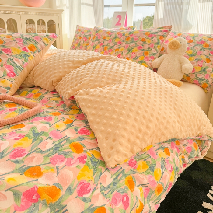 91家纺网 家纺一手货源 找家纺 千朵 2025新款全棉加豆豆绒四件套 郁金香粉