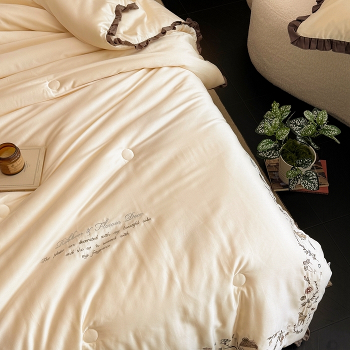 91家纺网 家纺一手货源 找家纺 汇庭 2025新款绿野仙踪春秋系列冬被 裸玉