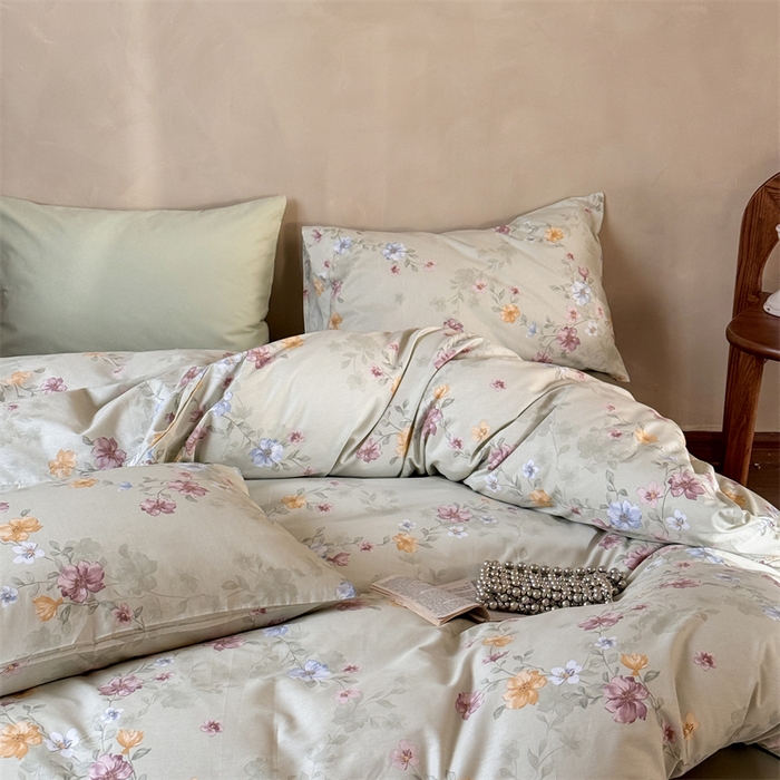 91家纺网 家纺一手货源 找家纺 窝米 2025春季新品全棉13370系列全棉治愈风花卉系列四件套 湖畔绿