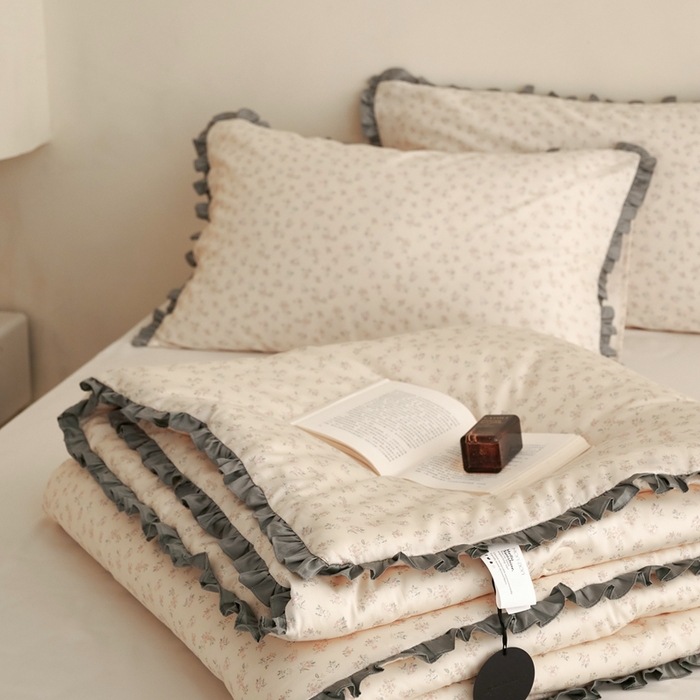 91家纺网 家纺一手货源 找家纺 汇庭 2025新款秋冬新款·铂金雅棉春秋系列·棚拍 舒芙蕾