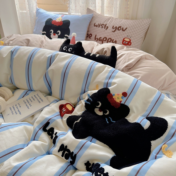 91家纺网 家纺一手货源 找家纺 美乐迪家纺 2025新款全棉绣花毛巾绣四件套 条纹黑猫