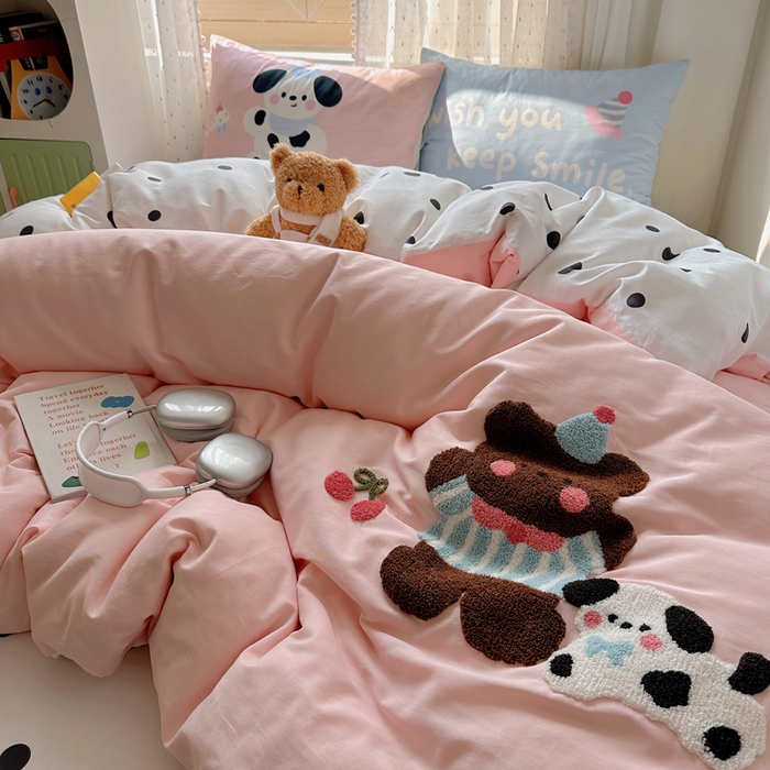 91家纺网 家纺一手货源 找家纺 美乐迪家纺 2025新款全棉绣花毛巾绣四件套 小伙伴