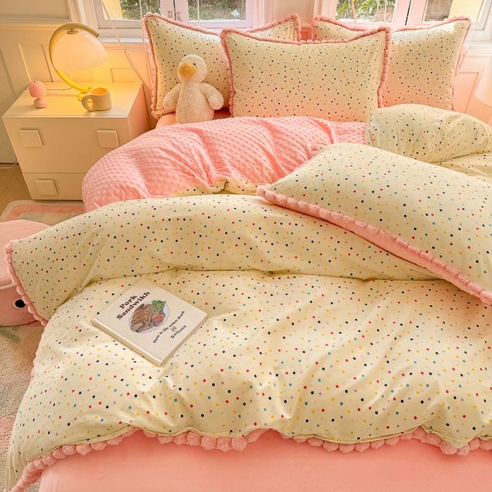 91家纺网 家纺一手货源 找家纺 千朵 2025新款棉加豆豆绒毛毛球边四件套 啵啵