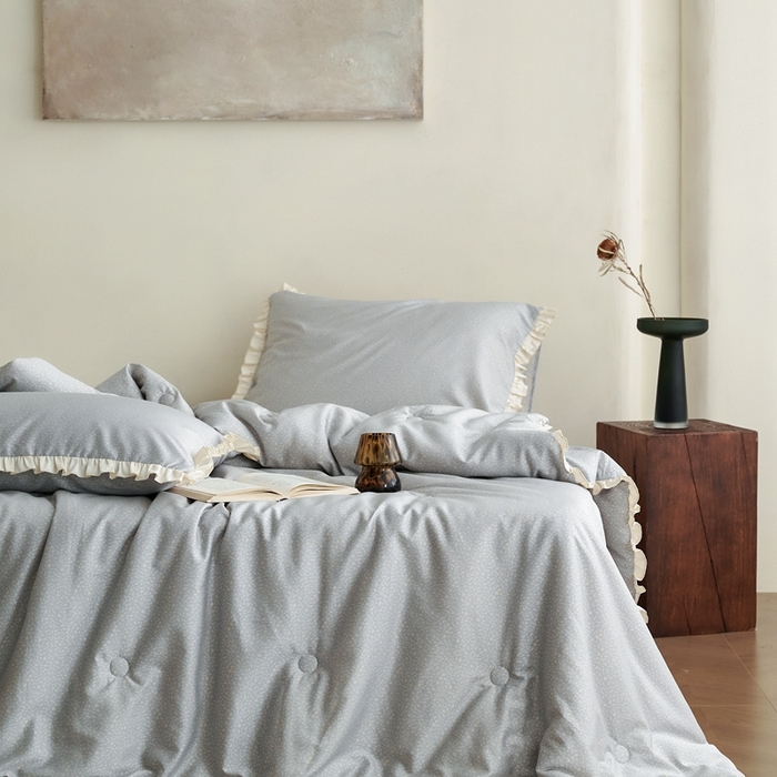 91家纺网 家纺一手货源 找家纺 汇庭 2025新款秋冬新款·铂金雅棉春秋系列·棚拍 温迪