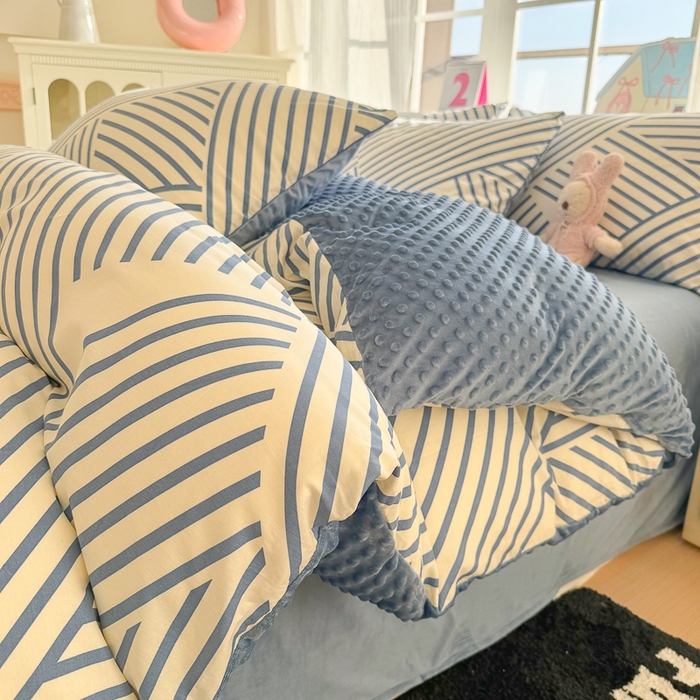 91家纺网 家纺一手货源 找家纺 千朵 2025新款全棉加豆豆绒四件套 几何线条