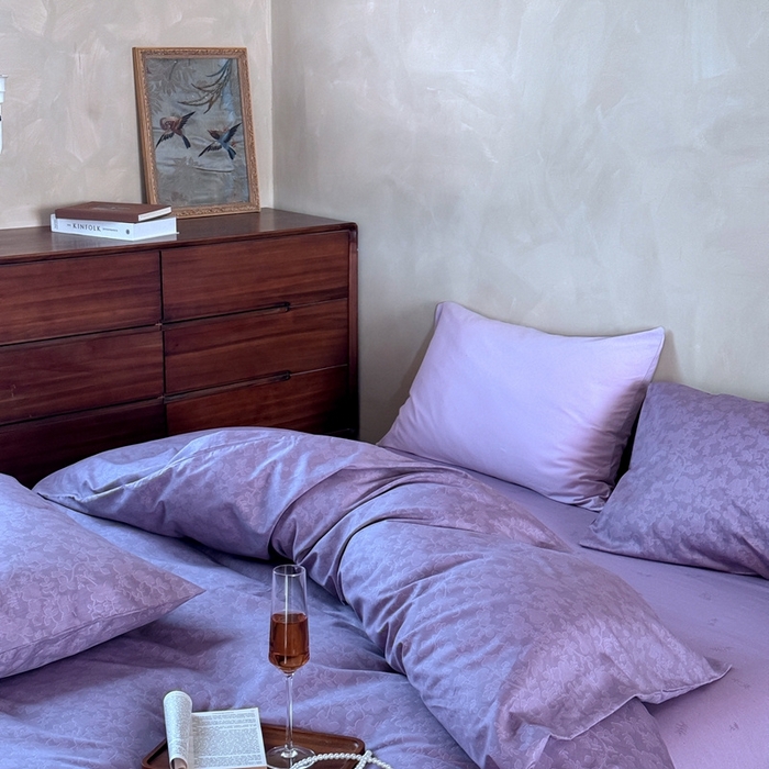 91家纺网 家纺一手货源 找家纺 窝米 2025春季新品全棉13370系列全棉治愈风花卉系列四件套 蕾丝-紫