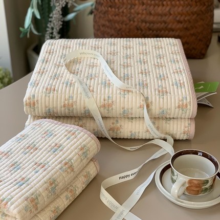 91家纺网 家纺一手货源 找家纺 （总）汇庭 2025新款蔓莎床盖三件套系列