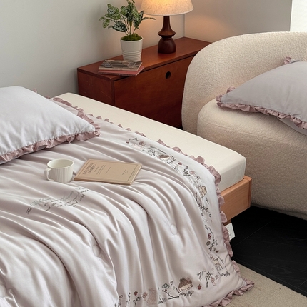 91家纺网 家纺一手货源 找家纺 （总）汇庭 2025新款绿野仙踪春秋系列冬被