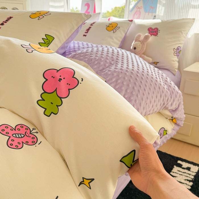 91家纺网 家纺一手货源 找家纺 千朵 2025新款全棉加豆豆绒四件套 奶油猫咪