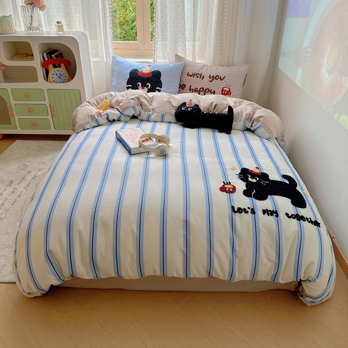 91家纺网 家纺一手货源 找家纺 美乐迪家纺 2025新款全棉绣花毛巾绣四件套 条纹黑猫