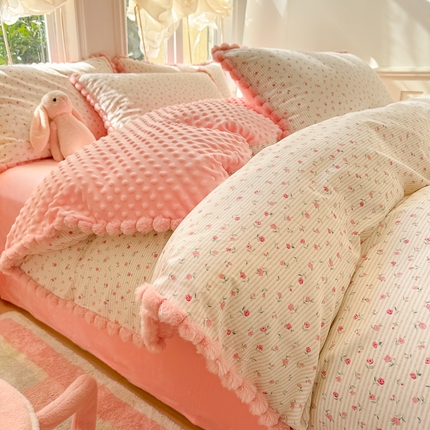 千朵 2025新款棉加豆豆绒毛毛球边四件套 茉莉爱