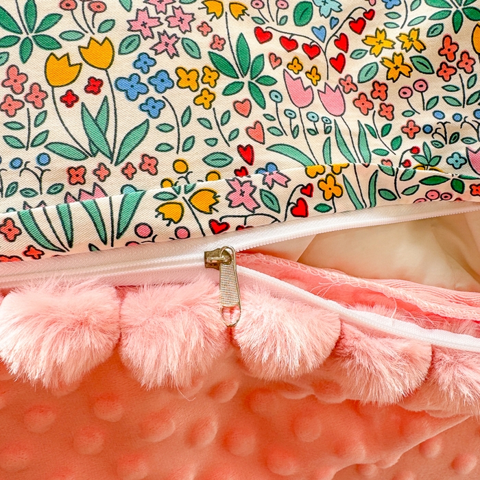 91家纺网 家纺一手货源 找家纺 千朵 2025新款棉加豆豆绒毛毛球边四件套 安琪