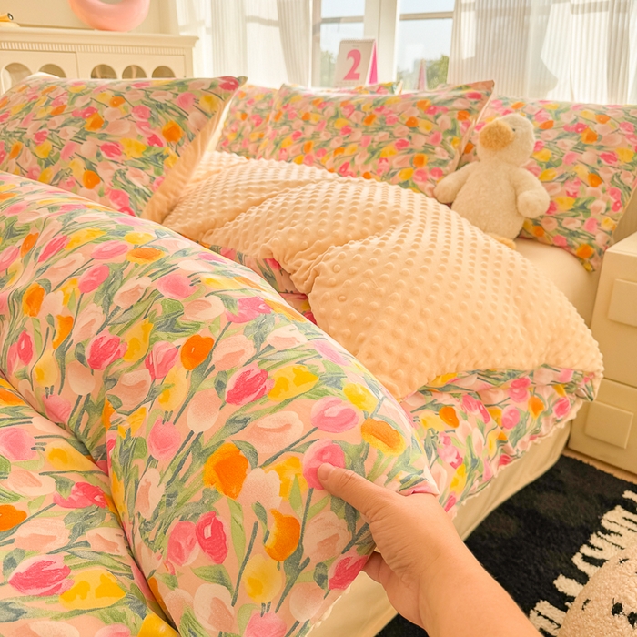 91家纺网 家纺一手货源 找家纺 千朵 2025新款全棉加豆豆绒四件套 郁金香粉