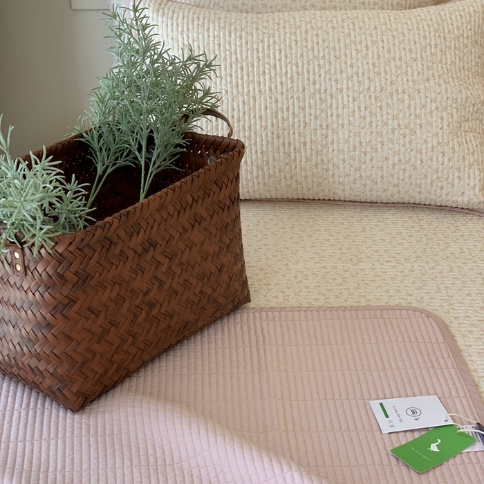 91家纺网 家纺一手货源 找家纺 汇庭 2025新款蔓莎床盖三件套系列 粉可利