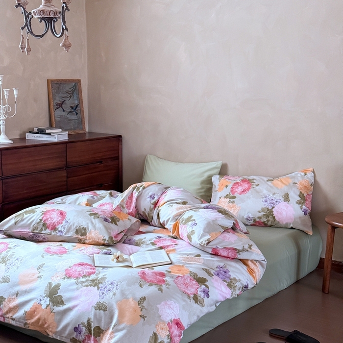 91家纺网 家纺一手货源 找家纺 窝米 2025春季新品全棉13370系列全棉治愈风花卉系列四件套 花影