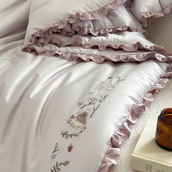 91家纺网 家纺一手货源 找家纺 汇庭 2025新款绿野仙踪春秋系列冬被 淡紫