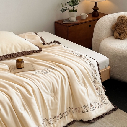 汇庭 2025新款绿野仙踪春秋系列冬被 裸玉