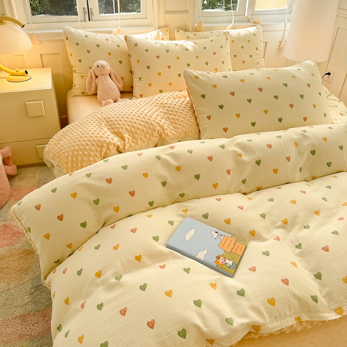 91家纺网 家纺一手货源 找家纺 千朵 2025新款豆豆绒双层纱四件套 油画爱心