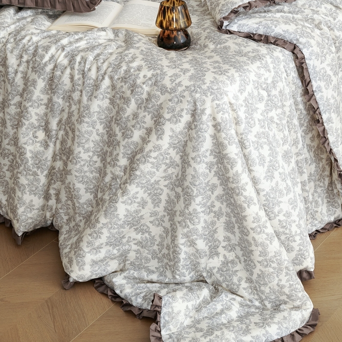 91家纺网 家纺一手货源 找家纺 汇庭 2025新款秋冬新款·铂金雅棉春秋系列·棚拍 薇纳斯