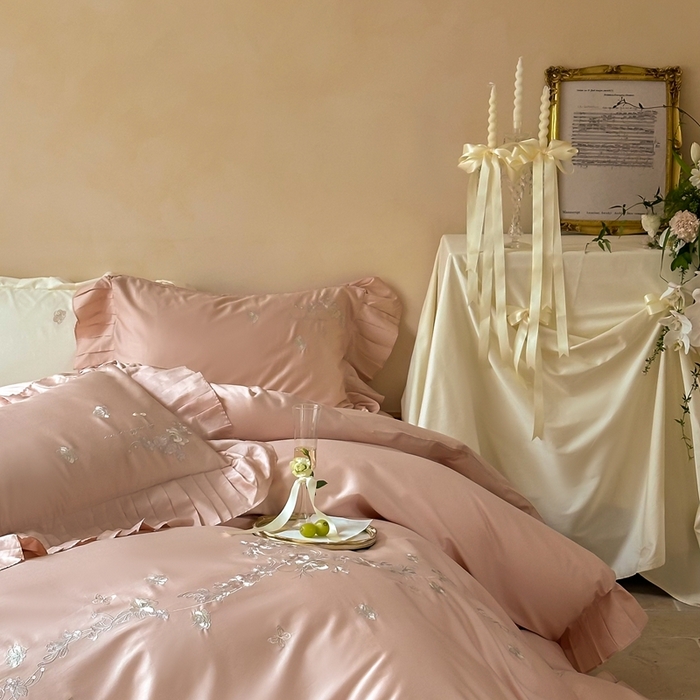 91家纺网 家纺一手货源 找家纺 （总）窝米 2025长绒荷叶边100支刺绣工艺款四件套（玫瑰园）