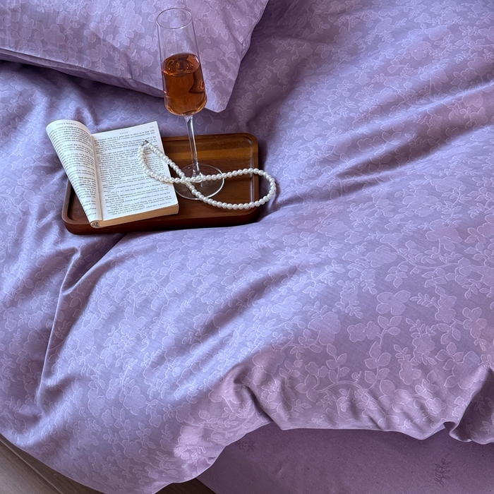 91家纺网 家纺一手货源 找家纺 窝米 2025春季新品全棉13370系列全棉治愈风花卉系列四件套 蕾丝-紫