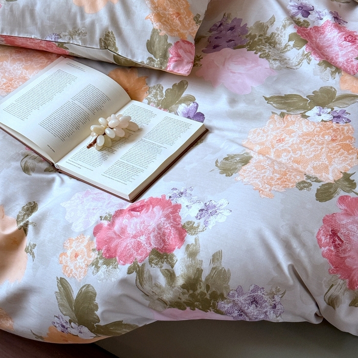 91家纺网 家纺一手货源 找家纺 窝米 2025春季新品全棉13370系列全棉治愈风花卉系列四件套 花影