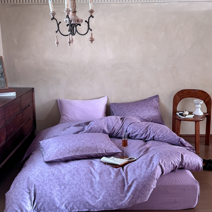 91家纺网 家纺一手货源 找家纺 窝米 2025春季新品全棉13370系列全棉治愈风花卉系列四件套 蕾丝-紫