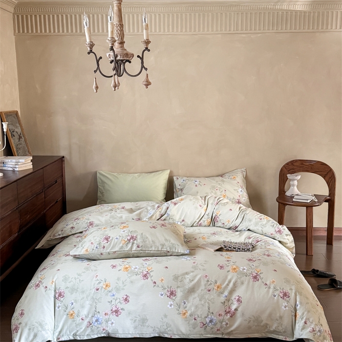 91家纺网 家纺一手货源 找家纺 窝米 2025春季新品全棉13370系列全棉治愈风花卉系列四件套 湖畔绿