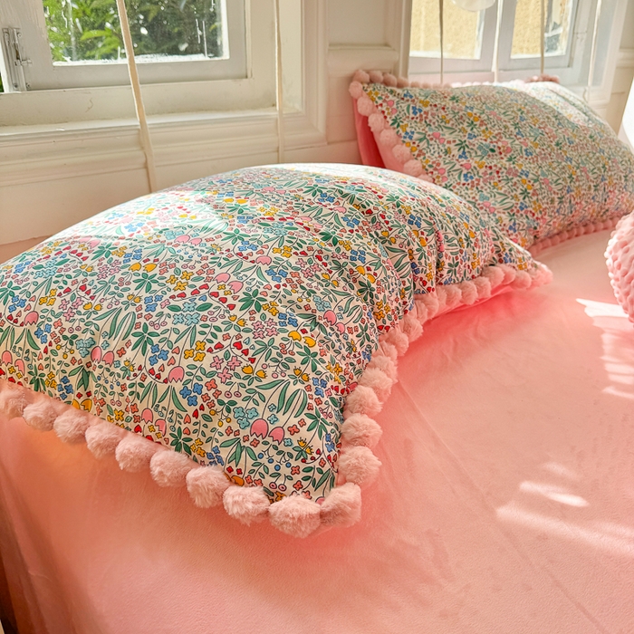 91家纺网 家纺一手货源 找家纺 千朵 2025新款棉加豆豆绒毛毛球边四件套 安琪