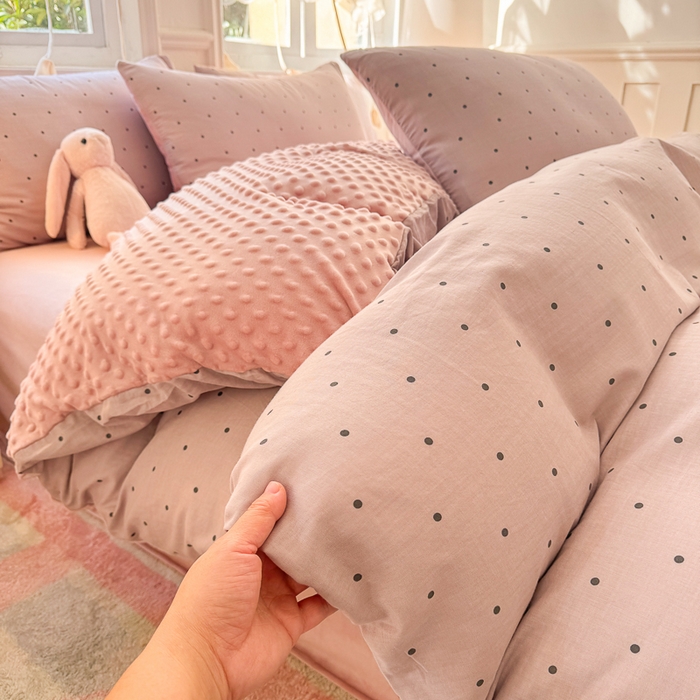 91家纺网 家纺一手货源 找家纺 千朵 2025新款豆豆绒双层纱四件套 芋泥波波