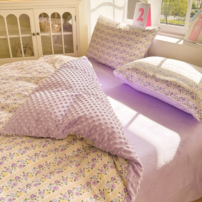 91家纺网 家纺一手货源 找家纺 千朵 2025新款全棉加豆豆绒四件套 恋语紫