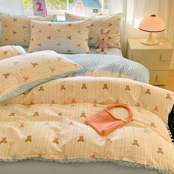 91家纺网 家纺一手货源 找家纺 千朵 2025新款全棉加豆豆绒四件套 小彩熊