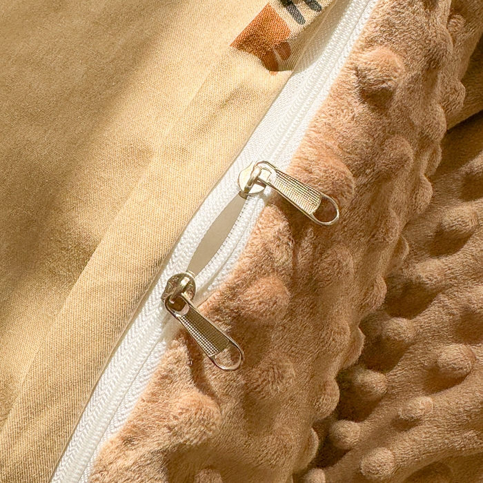 91家纺网 家纺一手货源 找家纺 千朵 2025新款全棉加豆豆绒四件套 蜡肠狗