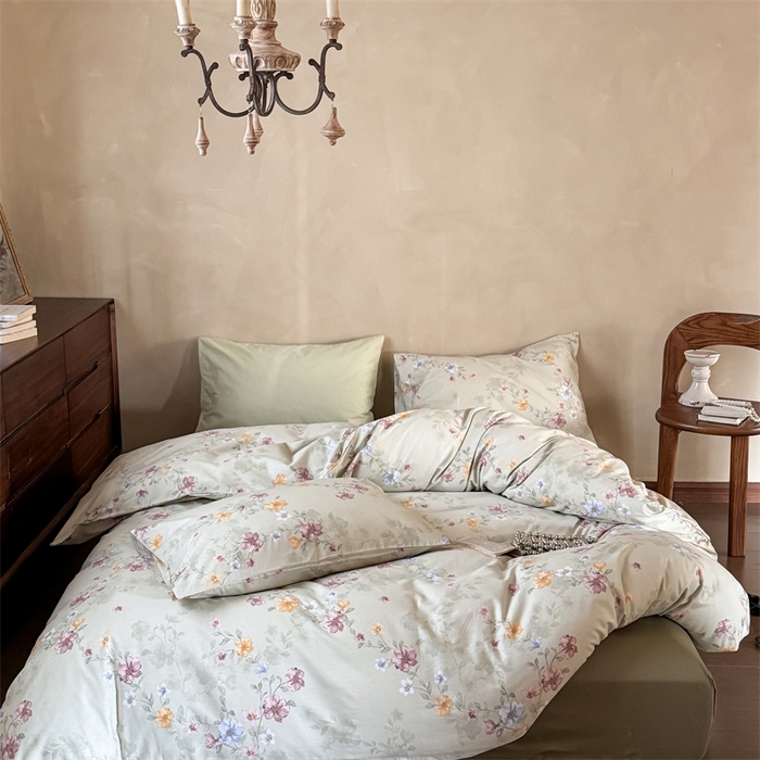 91家纺网 家纺一手货源 找家纺 窝米 2025春季新品全棉13370系列全棉治愈风花卉系列四件套 湖畔绿
