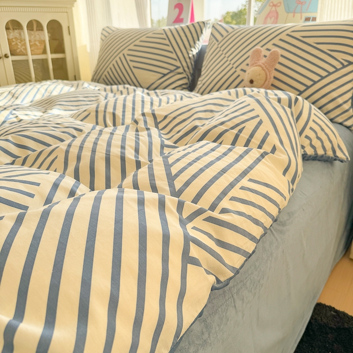 91家纺网 家纺一手货源 找家纺 千朵 2025新款全棉加豆豆绒四件套 几何线条