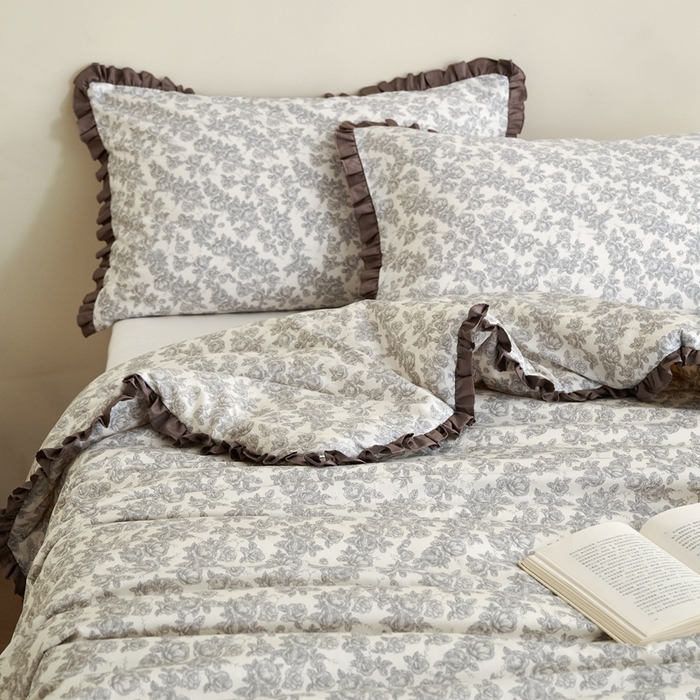 91家纺网 家纺一手货源 找家纺 汇庭 2025新款秋冬新款·铂金雅棉春秋系列·棚拍 薇纳斯