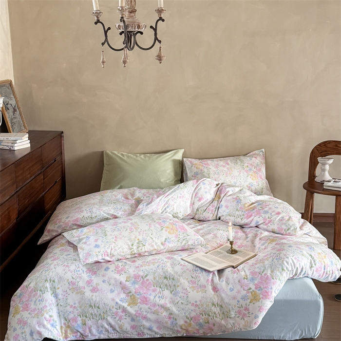 91家纺网 家纺一手货源 找家纺 窝米 2025春季新品全棉13370系列全棉治愈风花卉系列四件套 花丛