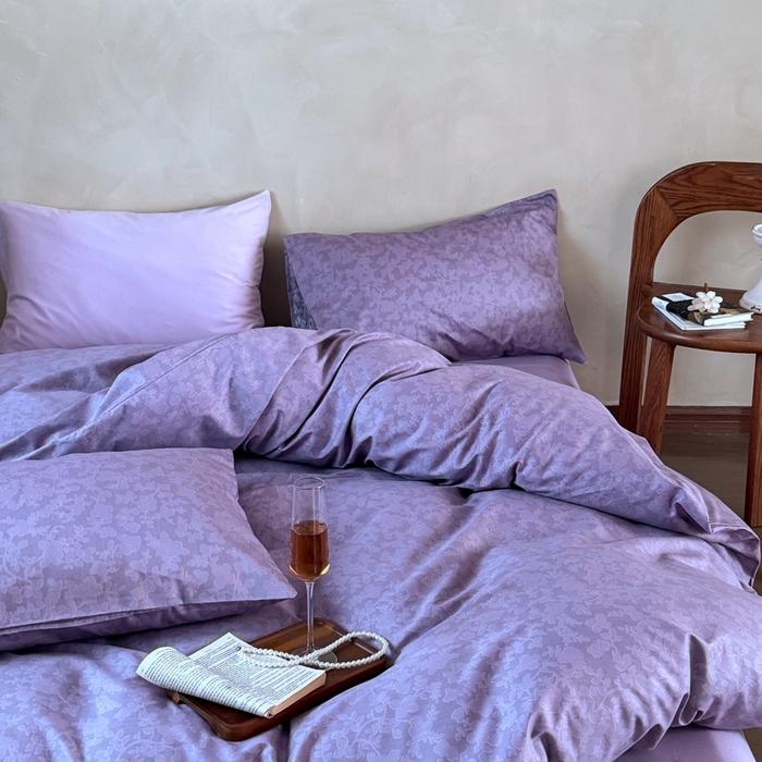 91家纺网 家纺一手货源 找家纺 窝米 2025春季新品全棉13370系列全棉治愈风花卉系列四件套 蕾丝-紫