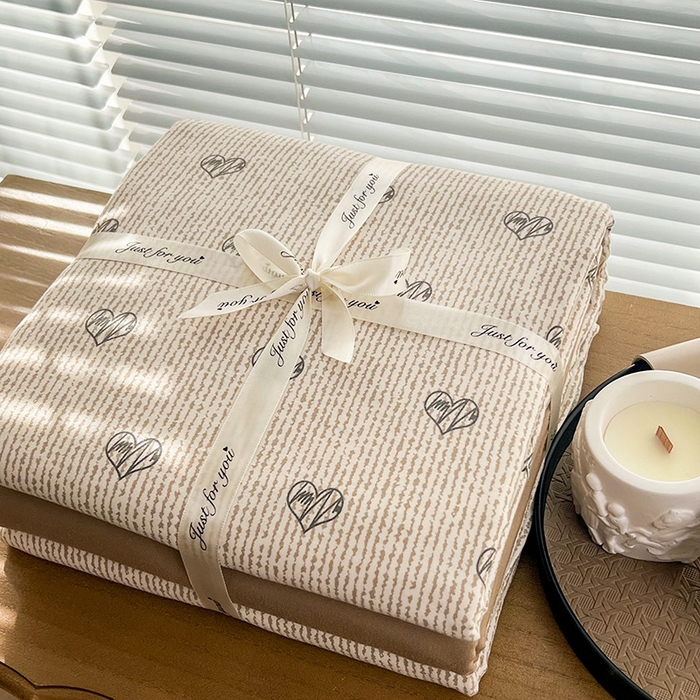 91家纺网 家纺一手货源 找家纺 暖芯优选 2025新款加厚针织棉双层纱四件套小碎花被套床单床笠款学生三件套新款直播热款-叠拍图-系列二 心情