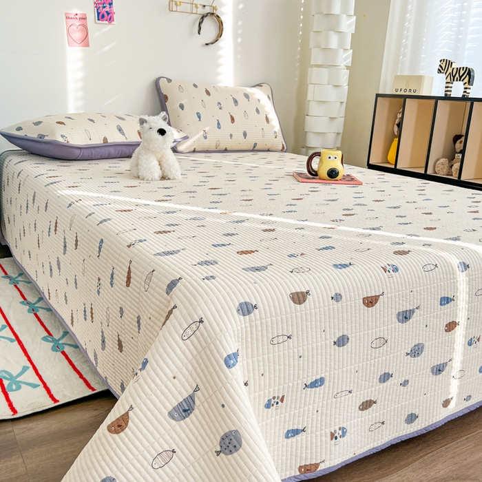 91家纺网 家纺一手货源 找家纺 茉夕家纺 2025新款跑量款双面纯棉印花水洗床盖 简鱼