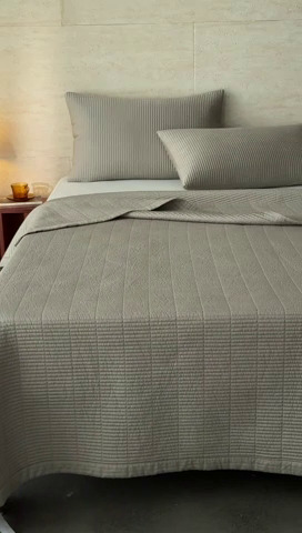 91家纺网 家纺一手货源 找家纺 （总）汇庭 2025新款赫本系列床盖三件套-棚拍