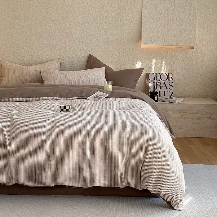 91家纺网 家纺一手货源 找家纺 琪格格 2025新款纯棉简约提花宅寂风格四件套 速写-提花棕条